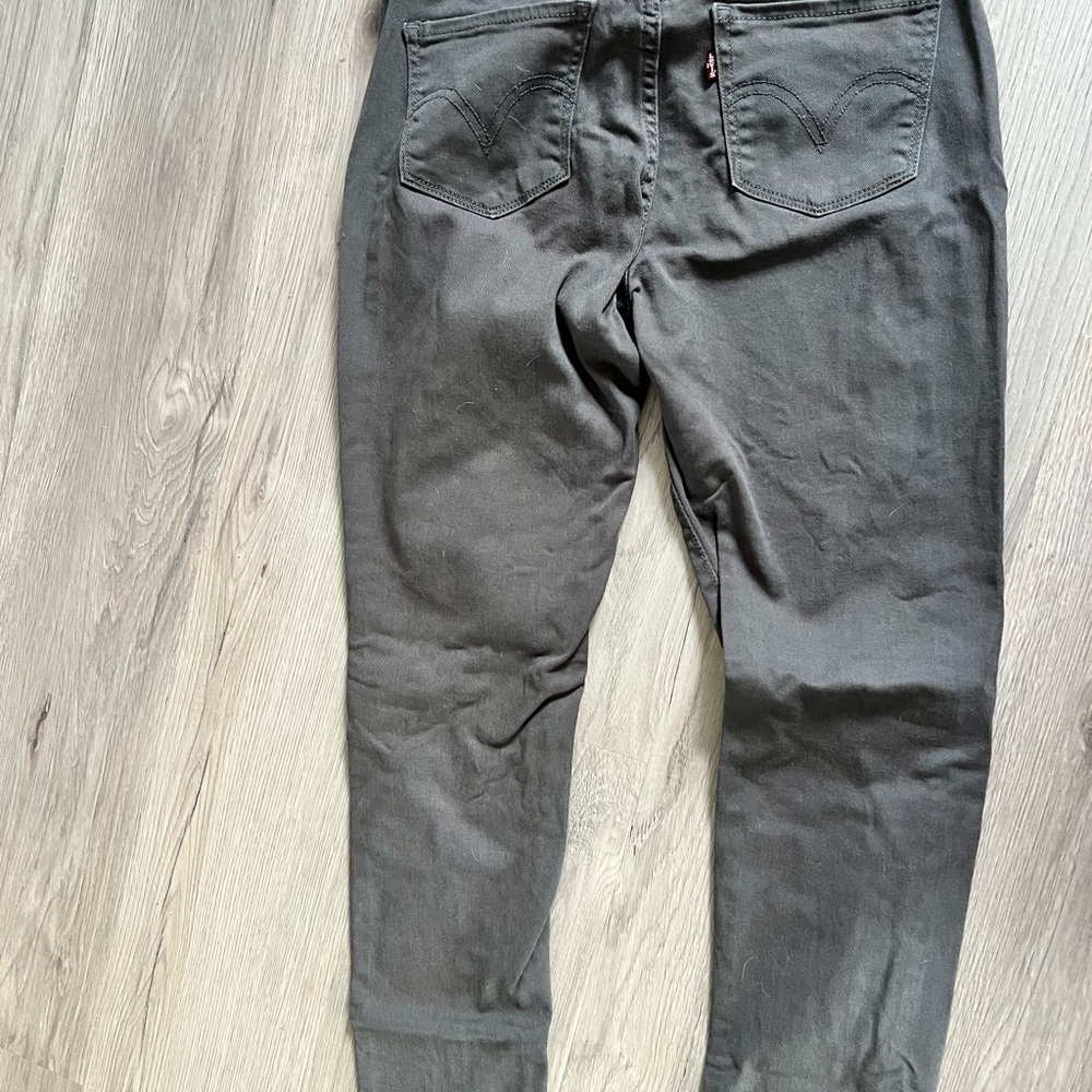 Levi's Gray Skinny Jeans
